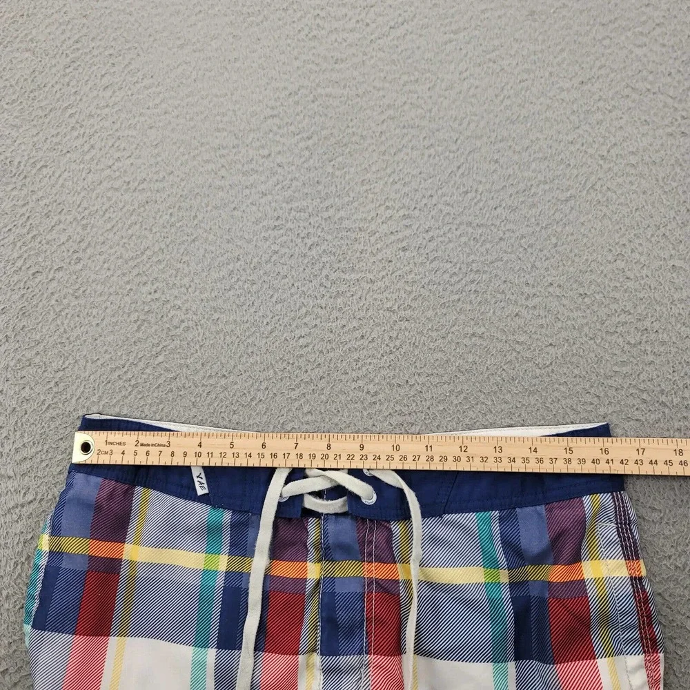 American Eagle Shorts Mens Medium White Plaid Patch Pockets Board‎ Shorts Swim
